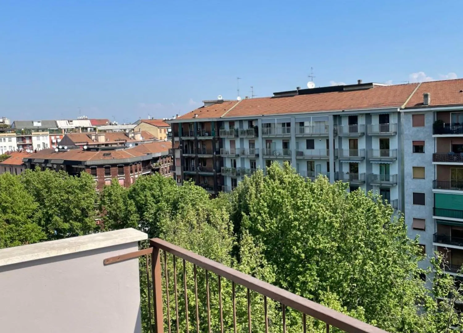 Trilocale Con Vista E Due Bagni Vicino Citylife Milan Apartment