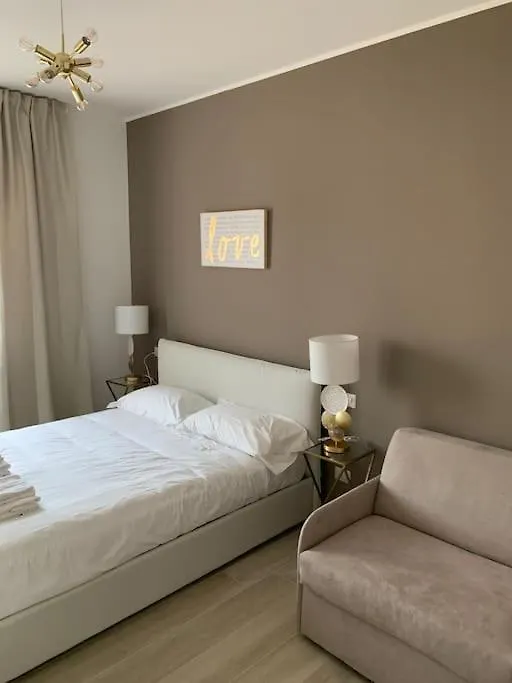 Trilocale Con Vista E Due Bagni Vicino Citylife Milan Apartment