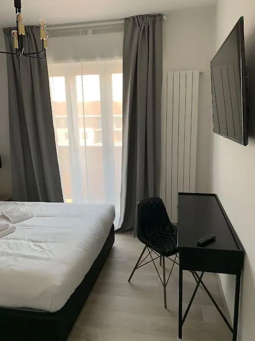 Apartment Trilocale Con Vista E Due Bagni Vicino Citylife Milan Italy
