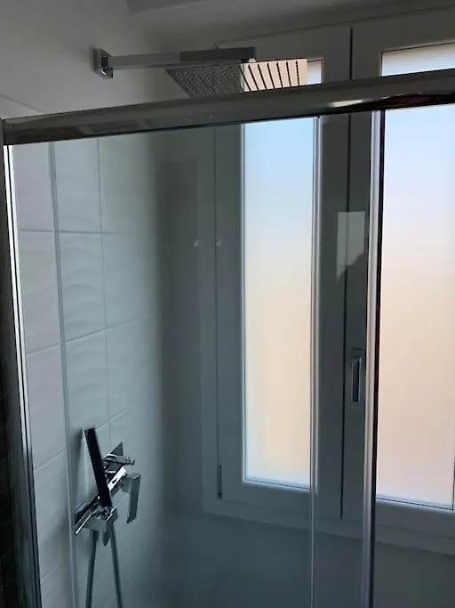 Apartment Trilocale Con Vista E Due Bagni Vicino Citylife Milan