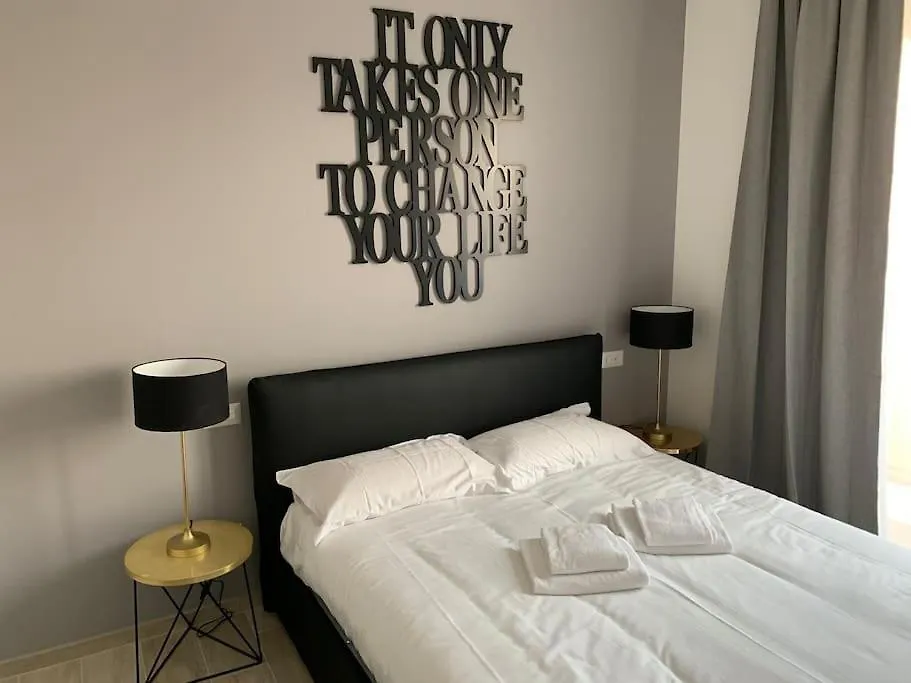 Trilocale Con Vista E Due Bagni Vicino Citylife Milan 0*,