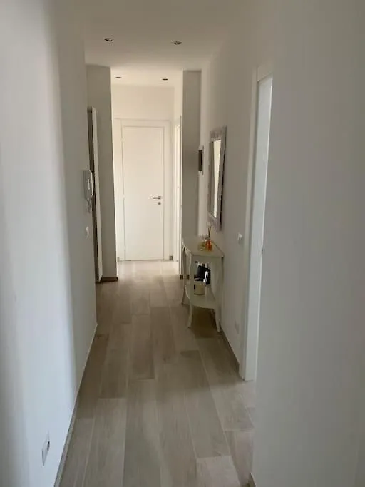 Trilocale Con Vista E Due Bagni Vicino Citylife Milan Apartment