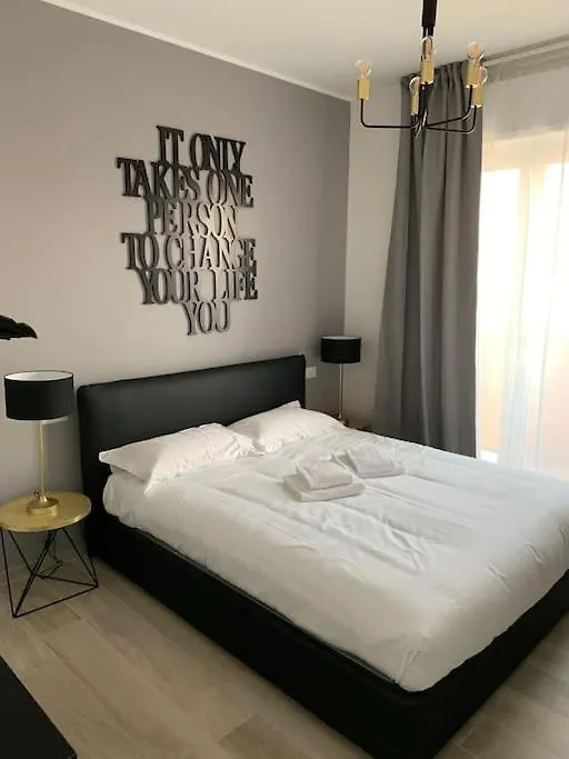 Trilocale Con Vista E Due Bagni Vicino Citylife Milan 0*,