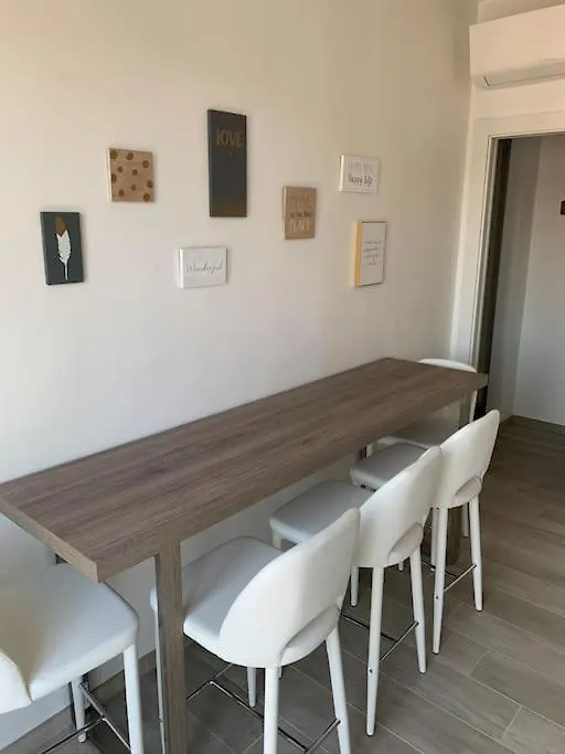 Trilocale Con Vista E Due Bagni Vicino Citylife Milano 0*,  Italia
